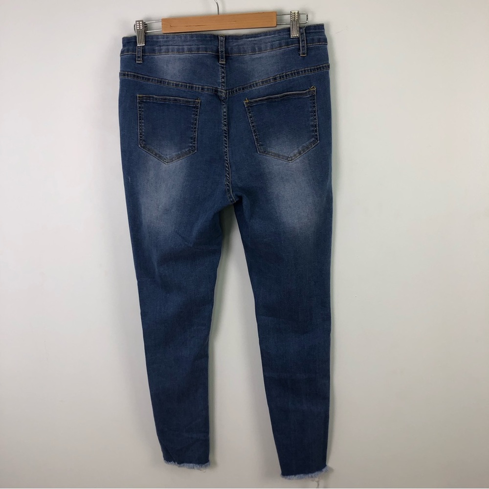 Between Us Distressed Light Wash Blue Jeans Size 18 - Picture 2 of 13